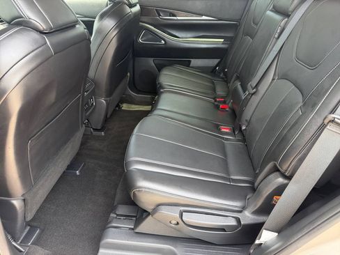 Used 2025 INFINITI QX60 Sensory w/ Vision Package AWD/4WD image 14