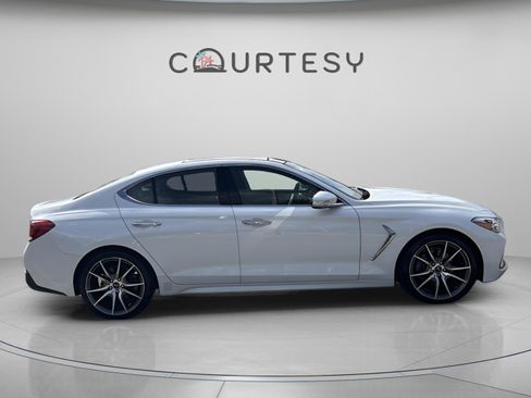 Used 2021 Genesis G70 2.0T w/ Prestige Package image 8