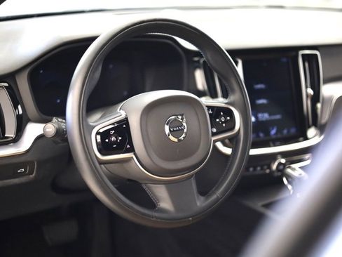 Used 2020 Volvo V60 T5 Cross Country w/ Protection Package Premier image 12