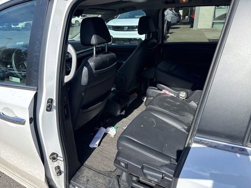 Used 2024 Honda Odyssey Touring image 15