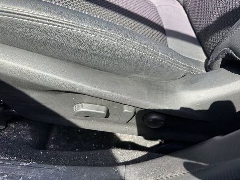 Used 2024 Subaru Forester Premium image 12