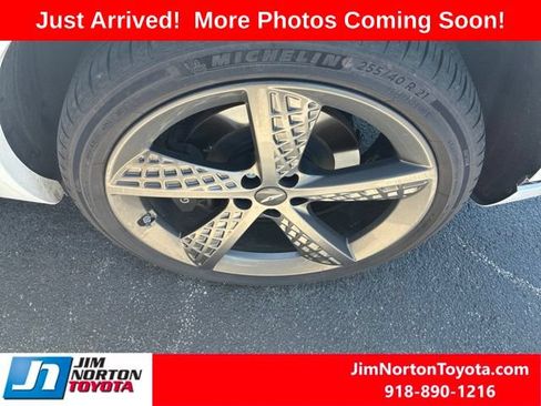 Used 2025 Genesis GV70 3.5T Sport w/ Sport Prestige Package AWD/4WD image 9