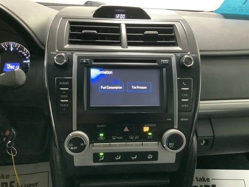 Used 2012 Toyota Camry SE image 15