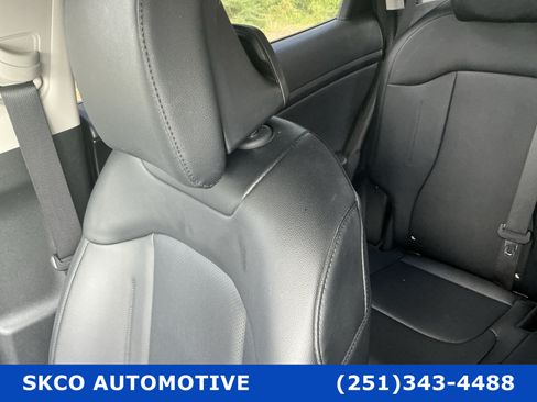 Used 2024 Kia Sportage EX FWD image 27