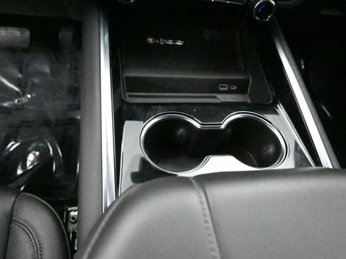 Certified 2025 Chevrolet Tahoe Z71 image 19