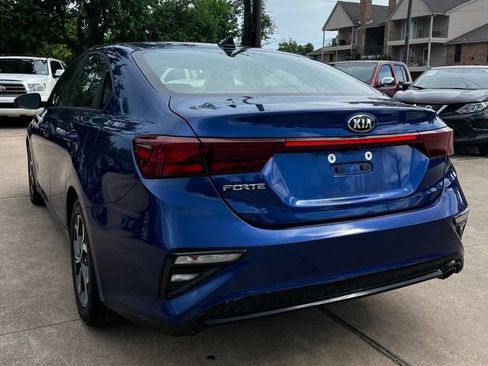 Used 2020 Kia Forte LXS FWD image 5