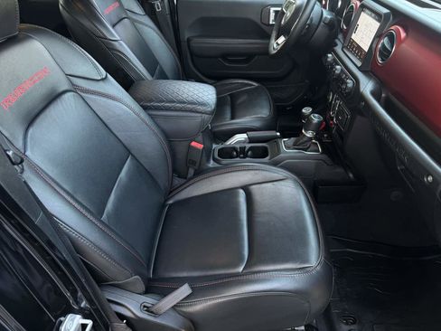 Used 2019 Jeep Wrangler Unlimited Rubicon image 22