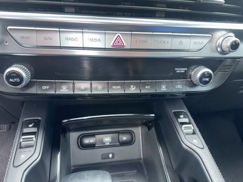 Used 2020 Kia Telluride EX AWD/4WD image 18