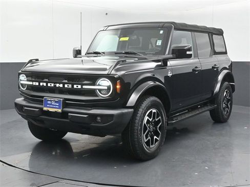 Certified 2022 Ford Bronco Outer Banks image 3