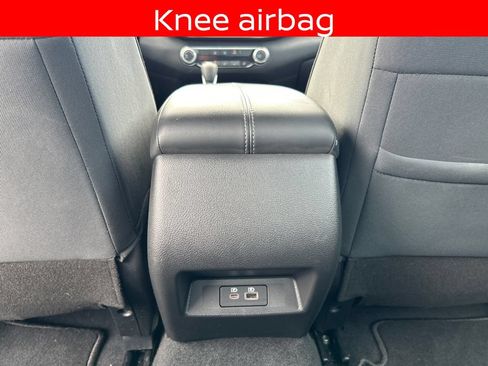 Used 2024 Nissan Altima 2.5 SV FWD image 28