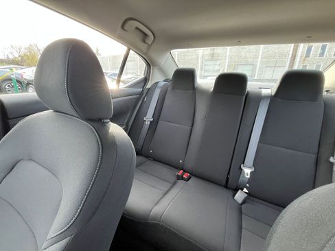 Used 2025 Nissan Sentra S image 37