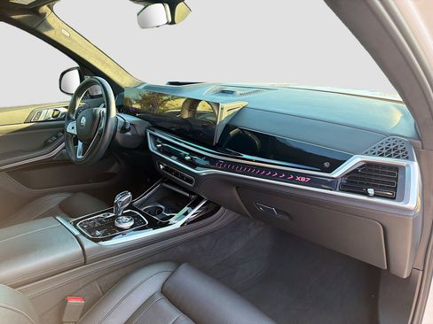 Used 2023 BMW ALPINA XB7 image 16