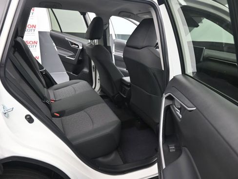 Used 2023 Toyota RAV4 XLE FWD image 25