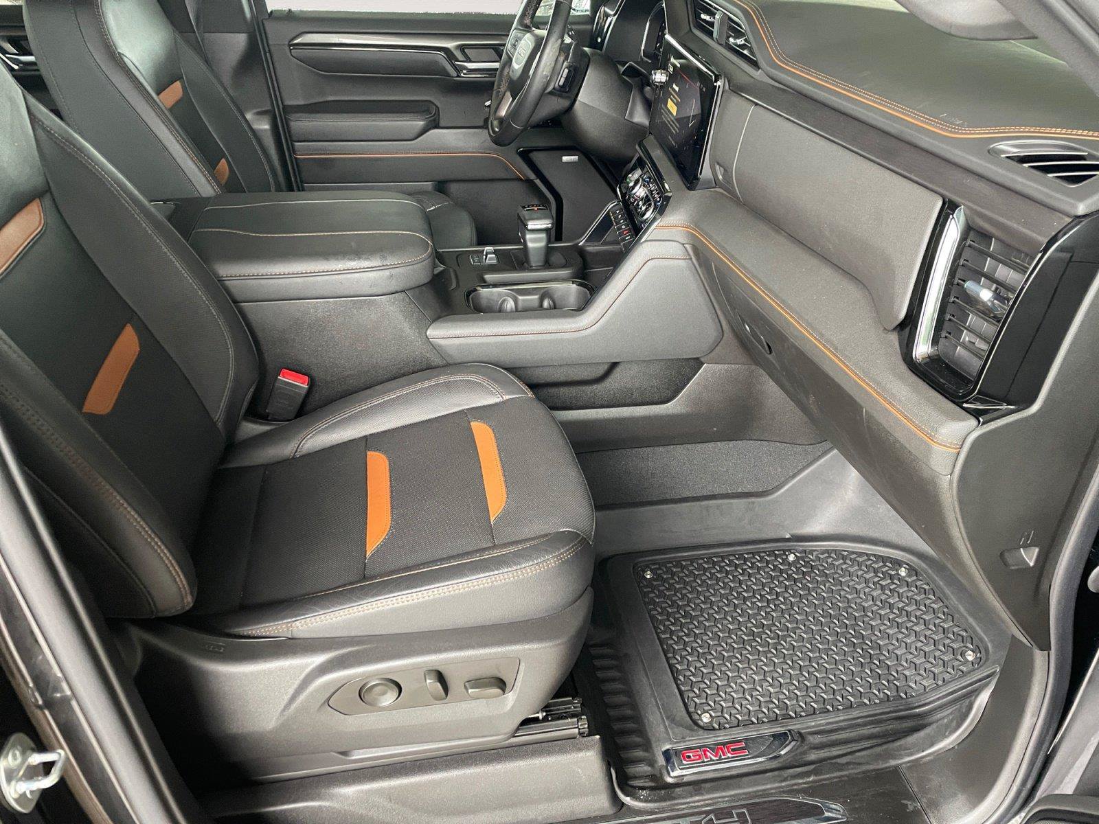 Used 2023 GMC Sierra 1500 AT4 w/ Technology Package AWD/4WD image 15
