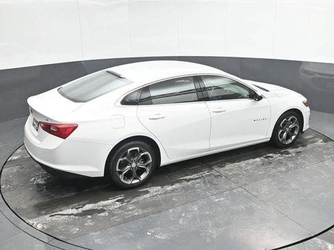 Used 2024 Chevrolet Malibu LT image 38