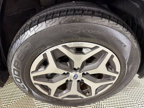 Used 2019 Subaru Forester Premium image 13