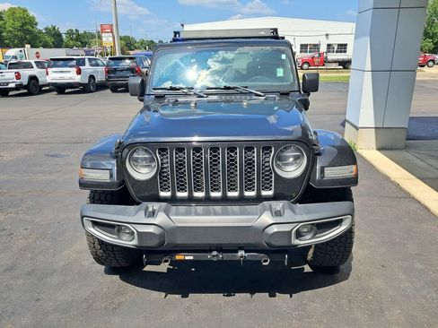 Used 2021 Jeep Wrangler Unlimited Sahara w/ Cold Weather Group AWD/4WD image 5