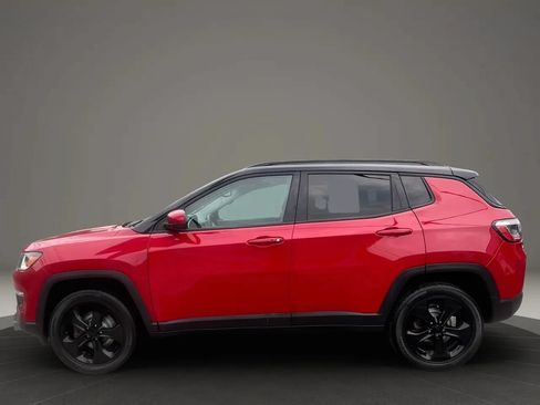 Used 2020 Jeep Compass Latitude AWD/4WD image 6