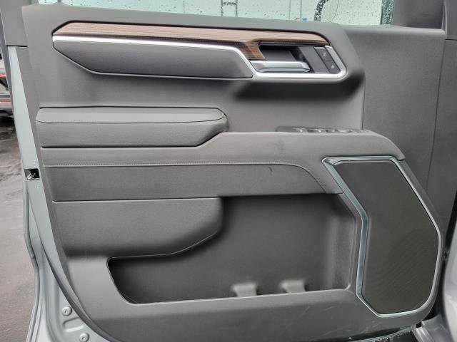 New 2026 Chevrolet Silverado 1500 RST w/ RST Select Package AWD/4WD image 6