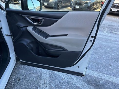 Used 2023 Subaru Forester Base image 19