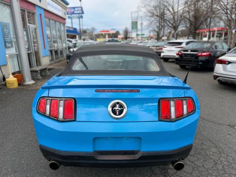 Used 2012 Ford Mustang Convertible image 6
