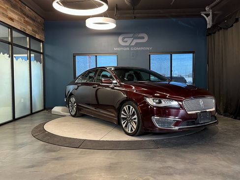 Used 2017 Lincoln MKZ Select w/ Technology Package image 1