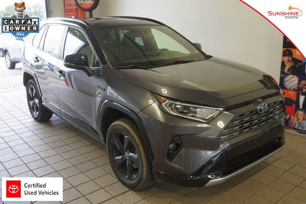 Used 2021 Toyota RAV4 XSE w/ XSE Grade Weather Package AWD/4WD image 1
