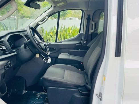 Used 2021 Ford Transit 350 XLT image 9