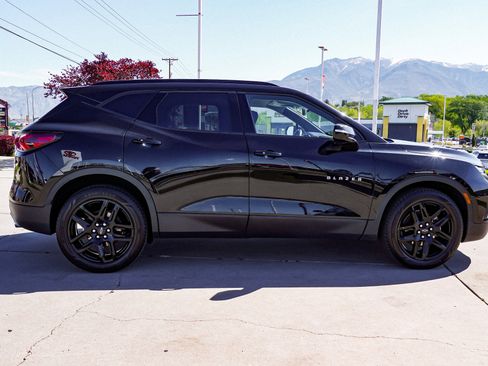 Used 2019 Chevrolet Blazer LT AWD/4WD image 9