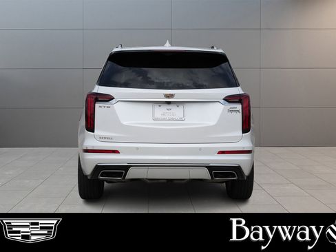 Certified 2023 Cadillac XT6 Premium Luxury w/ Platinum Package image 5