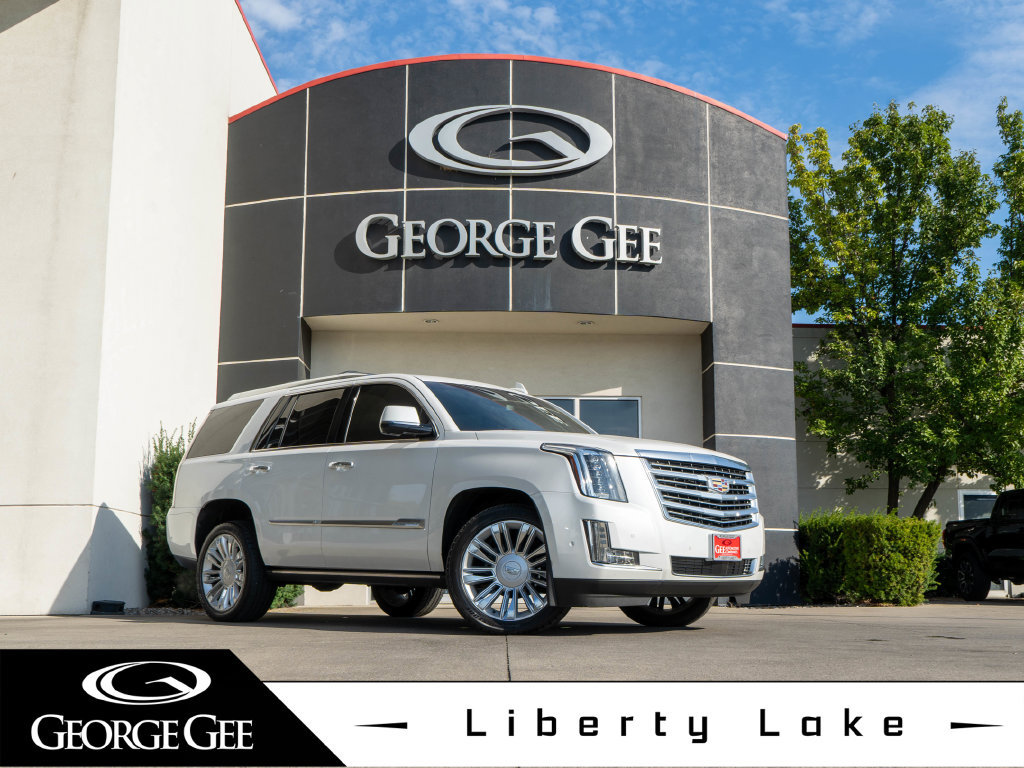 Used 2019 Cadillac Escalade Platinum AWD/4WD image 1