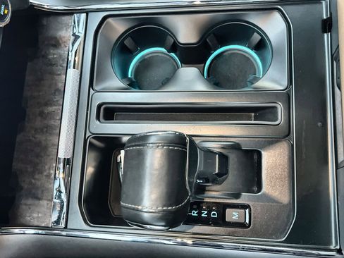 Used 2021 Ford F150 Lariat w/ Equipment Group 502A High image 22