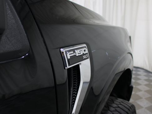 Used 2023 Ford F150 XLT AWD/4WD image 28