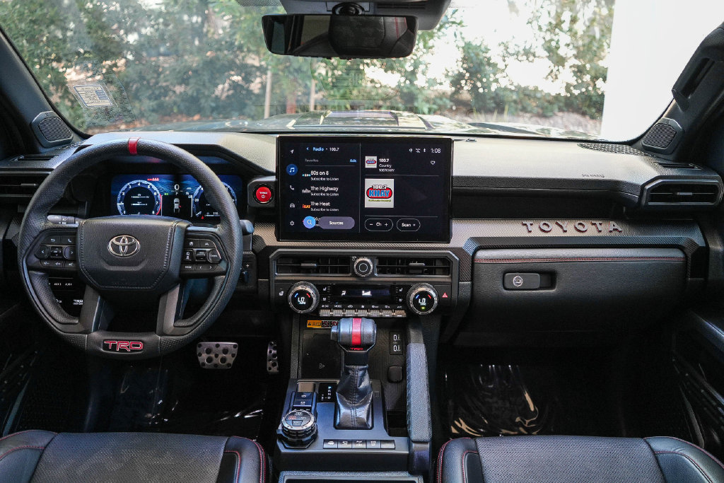 Used 2025 Toyota Tacoma TRD Pro w/ Tow Tech Package AWD/4WD image 13