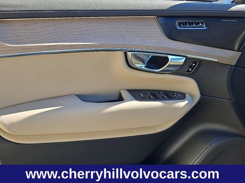 New 2026 Volvo XC90 B6 Plus w/ Protection Package Premier image 9