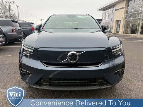 New 2026 Volvo EX40 Plus w/ Climate Package image 3