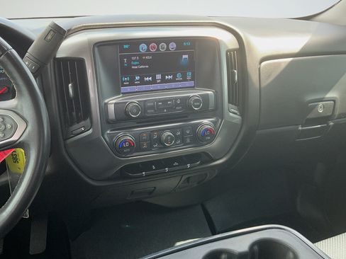 Used 2019 Chevrolet Silverado 1500 LT w/ Texas Edition RWD image 8