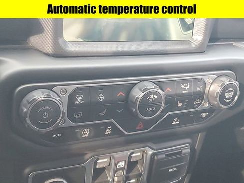 Used 2021 Jeep Gladiator Overland w/ Popular Equipment Package image 19