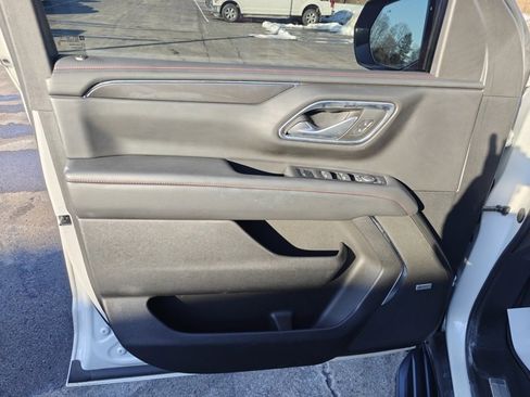 Used 2024 Chevrolet Tahoe RST w/ Luxury Package image 15