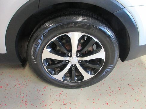 Used 2017 Kia Sorento EX AWD/4WD image 18