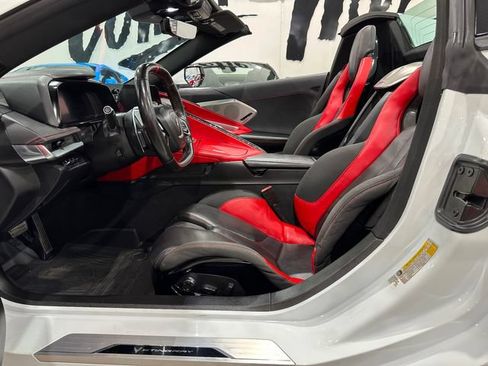Used 2021 Chevrolet Corvette Stingray Preferred Conv w/ Z51 Performance Package RWD image 10