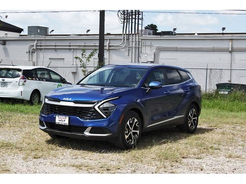 Certified 2024 Kia Sportage EX FWD image 7