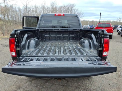 Used 2016 RAM 1500 Express w/ Black Ram 1500 Express Group AWD/4WD image 18