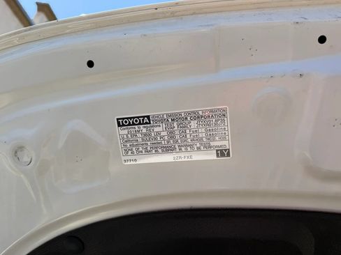 Used 2018 Toyota Prius Prime Plus FWD image 26