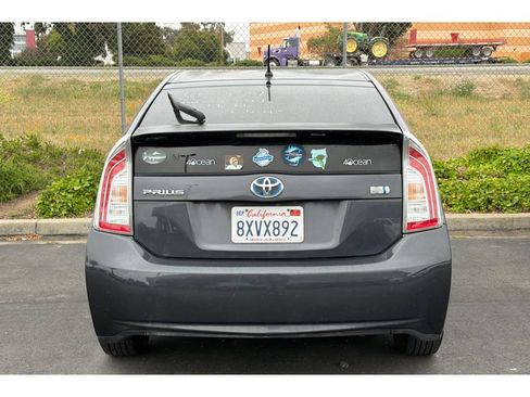 Used 2013 Toyota Prius Two FWD image 6