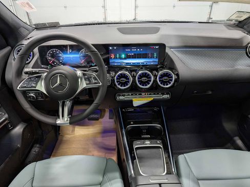 New 2026 Mercedes-Benz GLA 250 4MATIC image 16