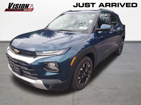 Used 2021 Chevrolet TrailBlazer LT w/ Convenience Package FWD image 1