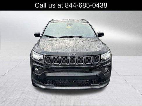 New 2026 Jeep Compass Latitude image 2
