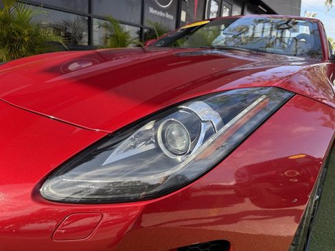 Used 2015 Jaguar F-TYPE S image 17