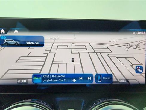 Used 2024 Mercedes-Benz EQB 250+ w/ Driver Assistance Package image 43